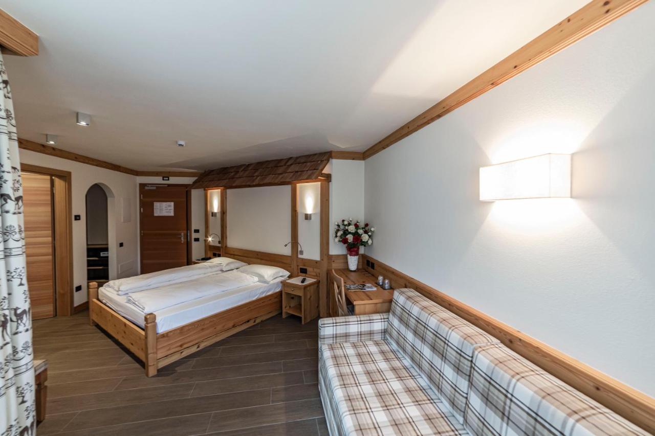 Hotel Garni Paradisi - Wellness & Spa Меццано Екстер'єр фото