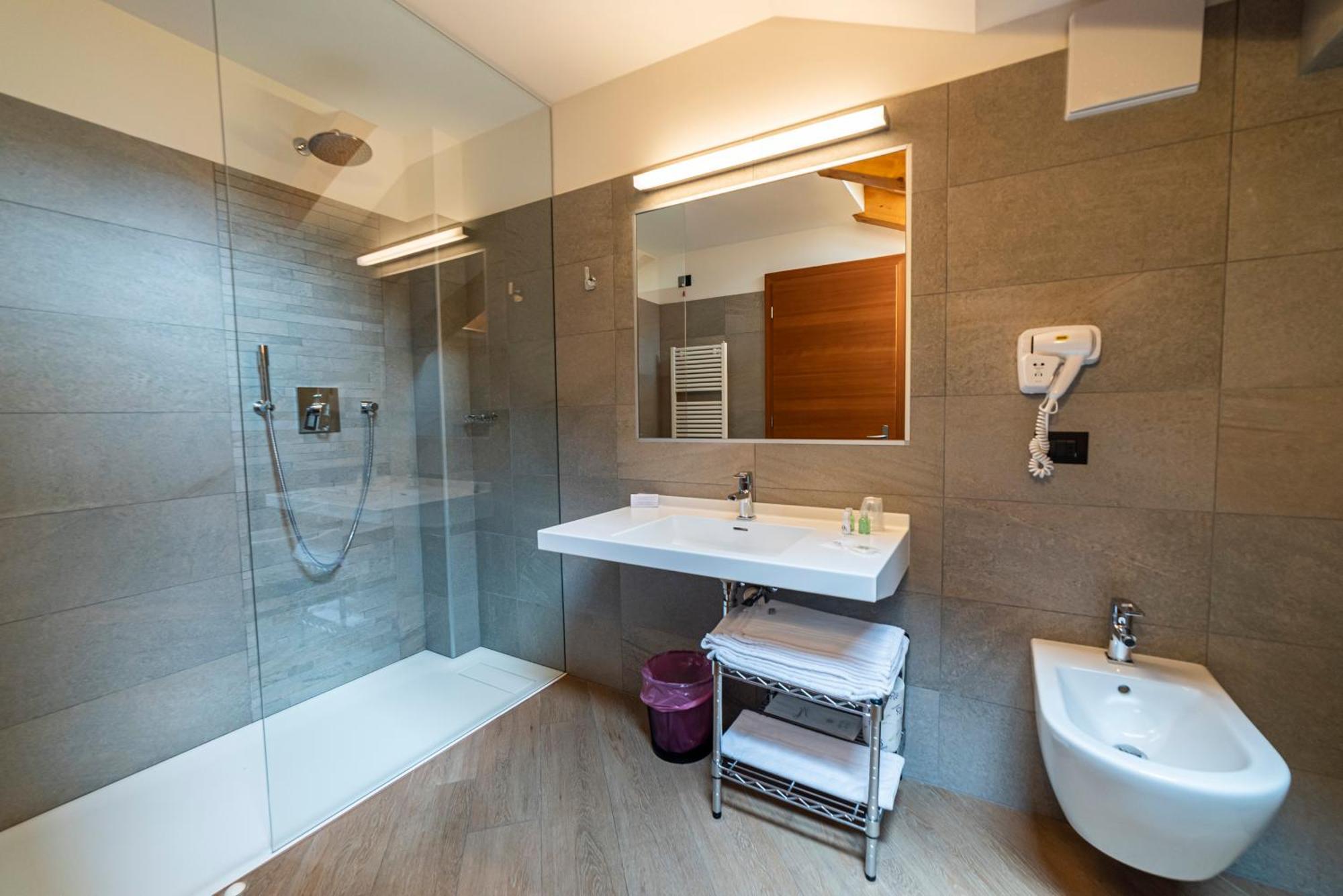 Hotel Garni Paradisi - Wellness & Spa Меццано Екстер'єр фото