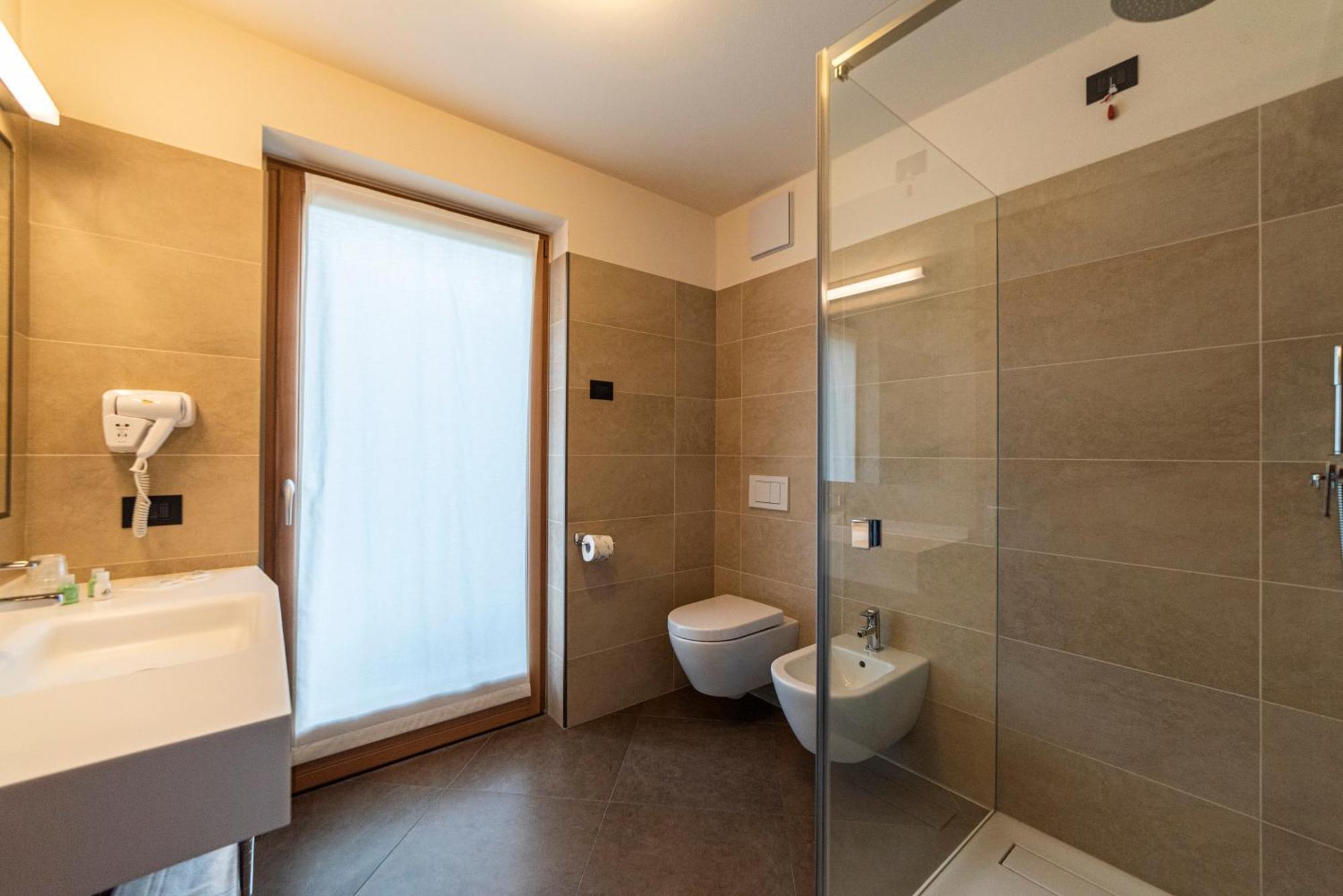Hotel Garni Paradisi - Wellness & Spa Меццано Екстер'єр фото