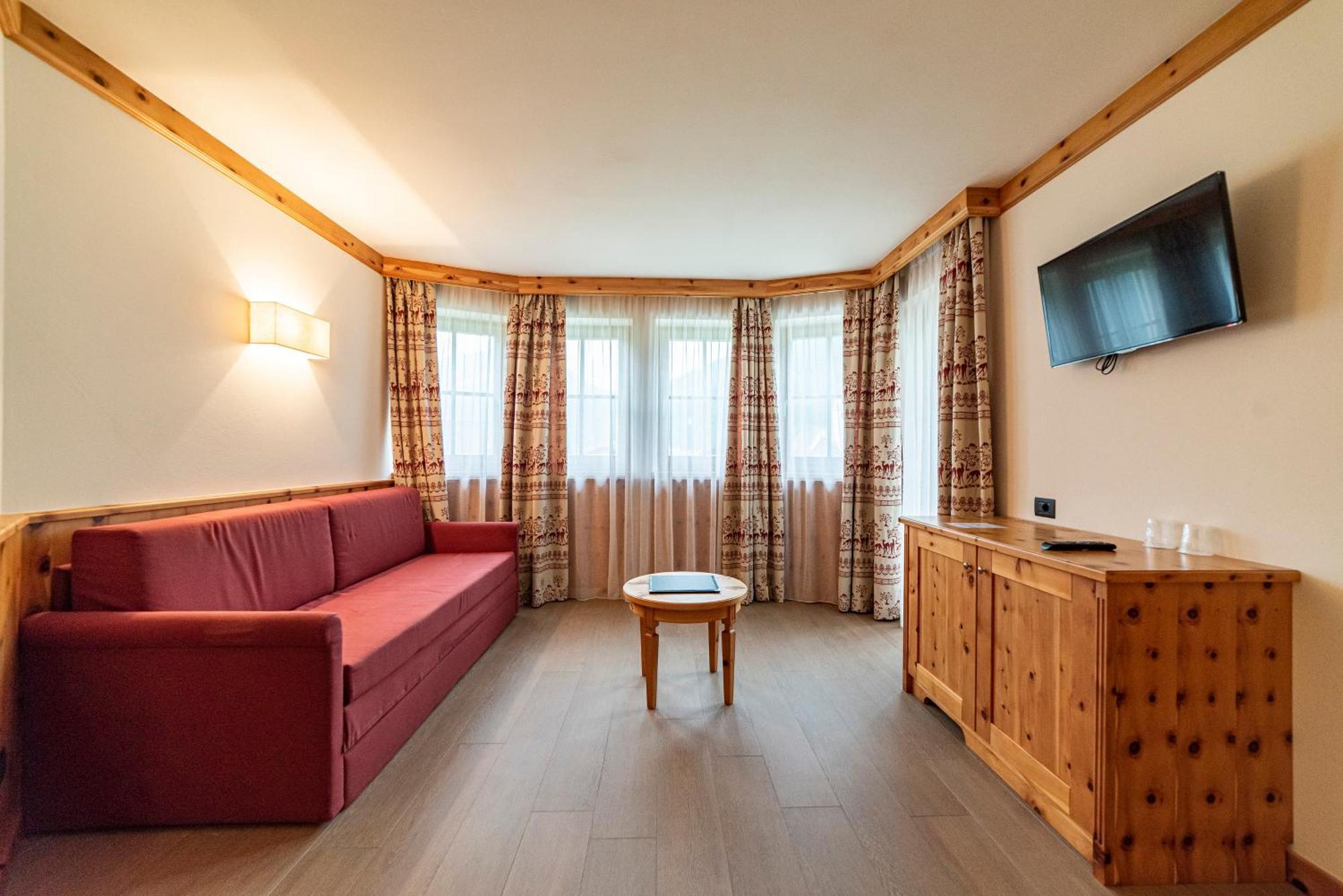 Hotel Garni Paradisi - Wellness & Spa Меццано Екстер'єр фото