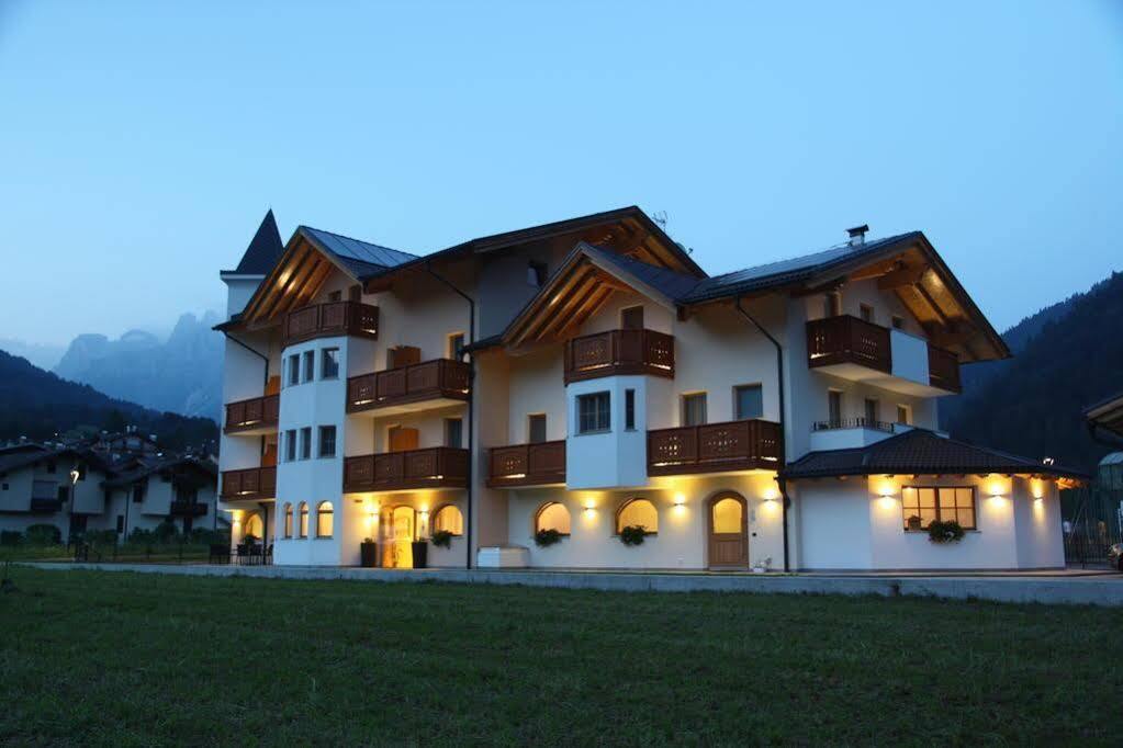 Hotel Garni Paradisi - Wellness & Spa Меццано Екстер'єр фото